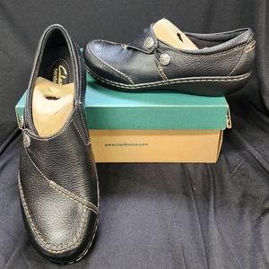 Clarks Bendables Black Slip On Shoes - Size 8.5 Narrow - New